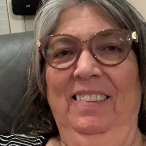 Meet your Posher, Jacqueline